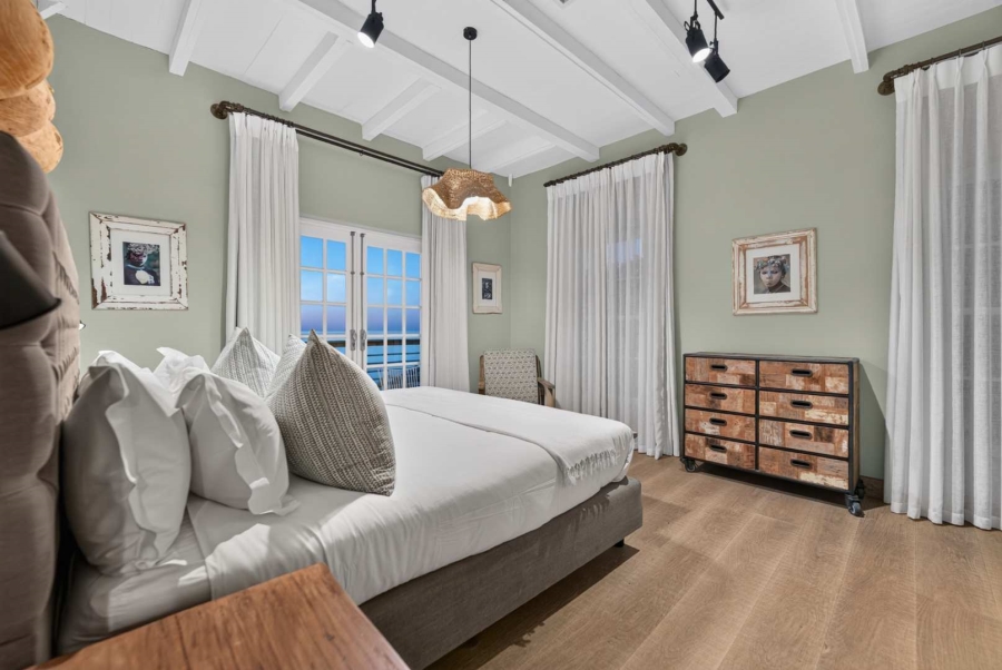 6 Bedroom Property for Sale in Camps Bay Western Cape